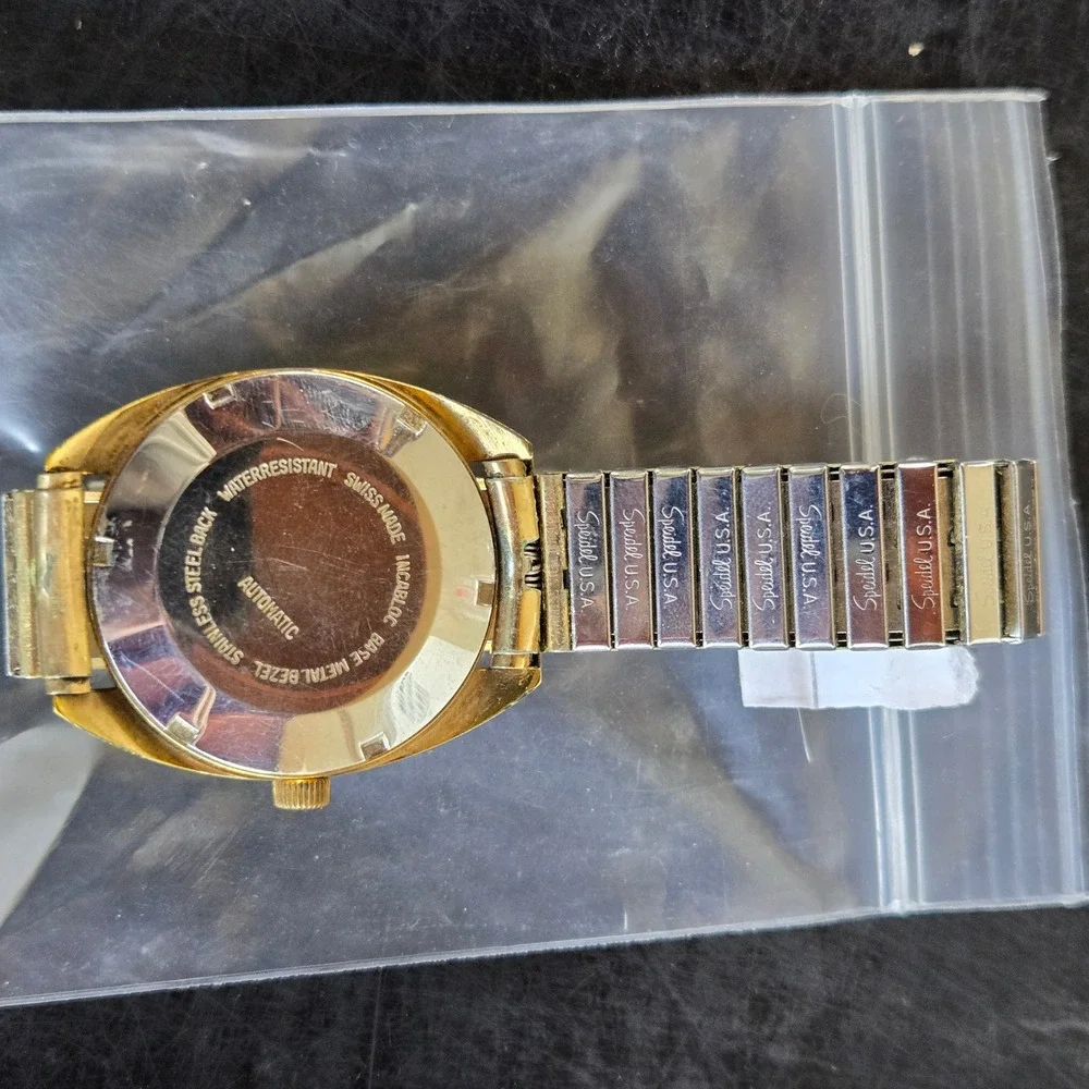 Seacron Automatic 17 Jewels Swiss Made Watch Gold Tone Speidel Band S 6.5 Tested